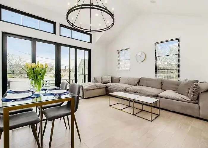 Holiday home Jungle House Designer Residences - Downtown *